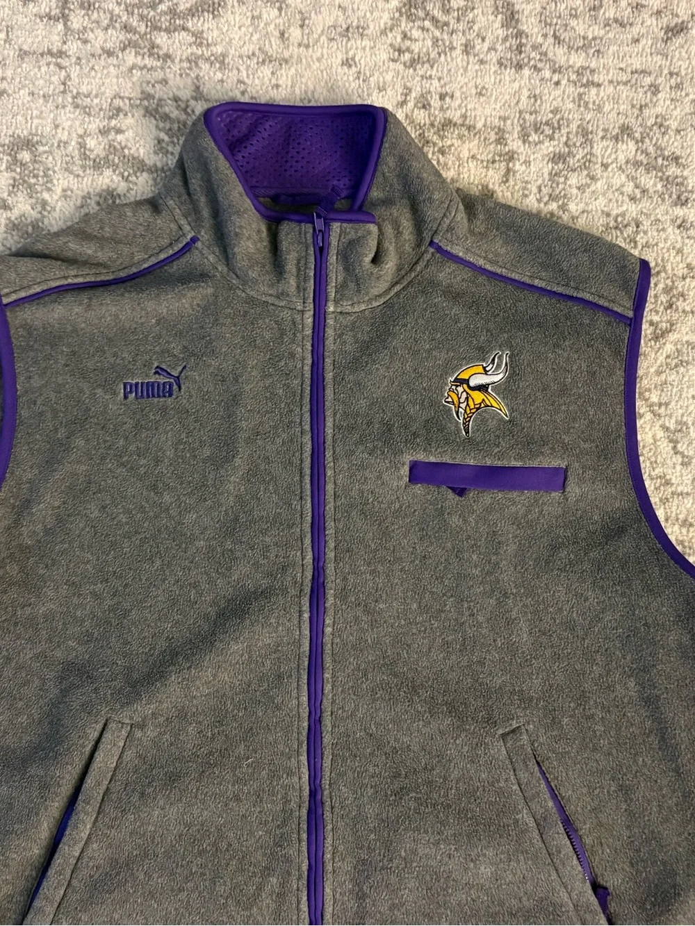 Men’s XL Puma Minnesota Vikings Grey & Purple Full Zip Vest